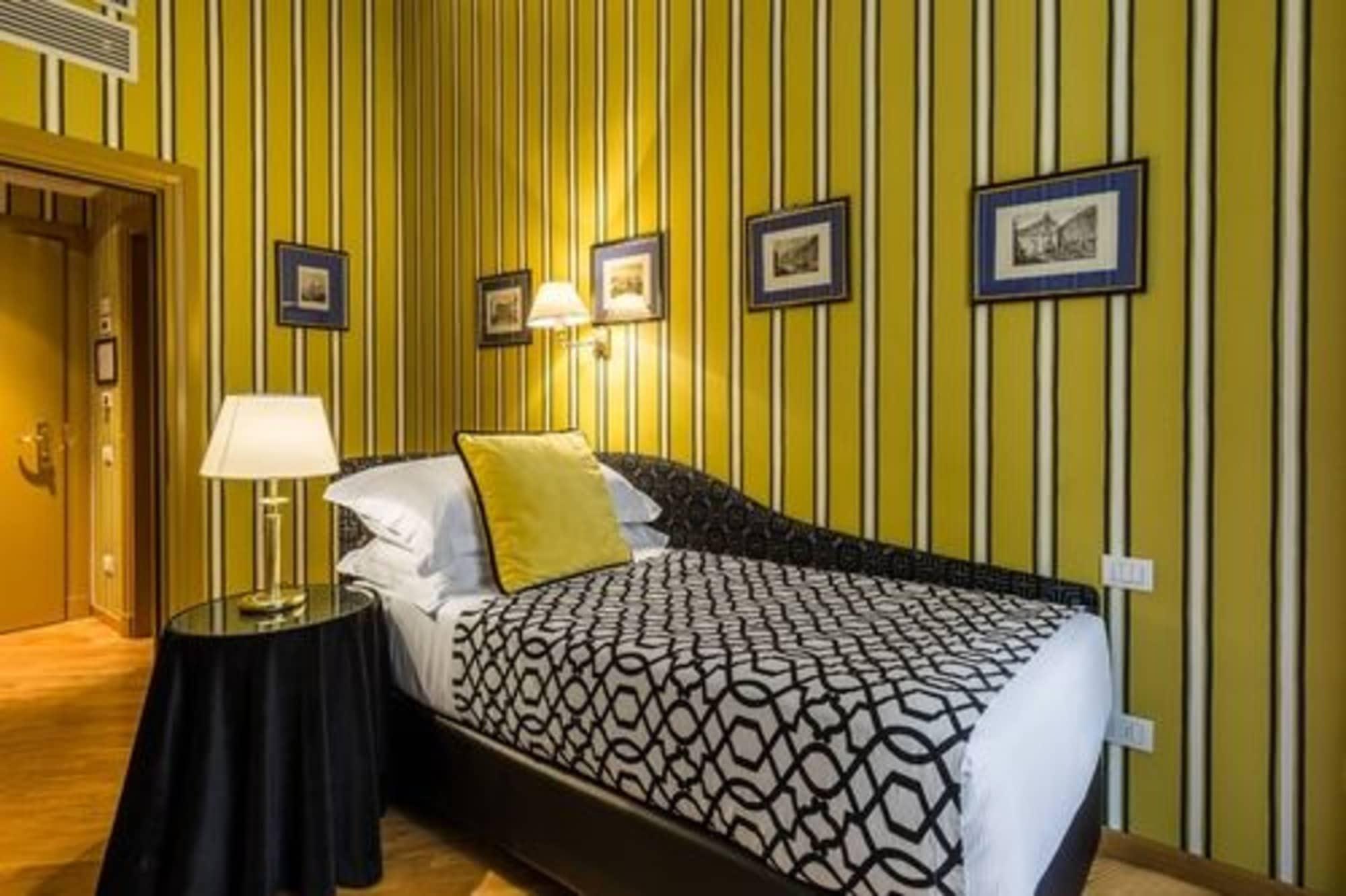 Room Mate Collection Isabella, Florenz Exterior foto